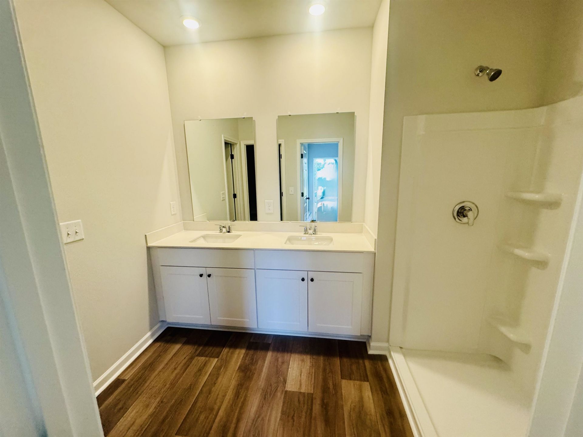 409 Sweet Vernal St Photo 8