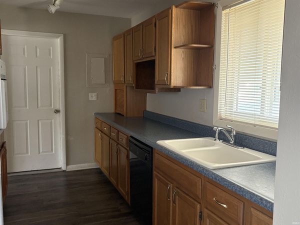 1010 N Lincoln Street, Peru, IN 46970