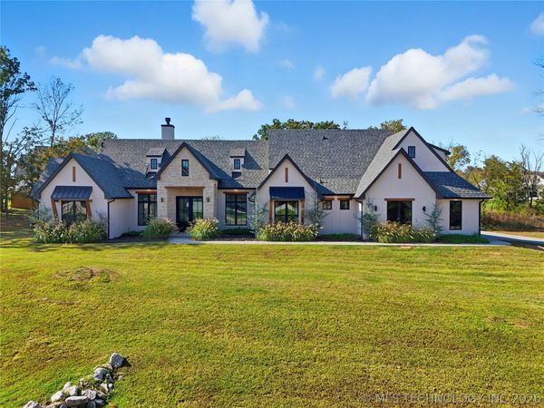2714 Falls Bend Drive , Sapulpa, OK 74066