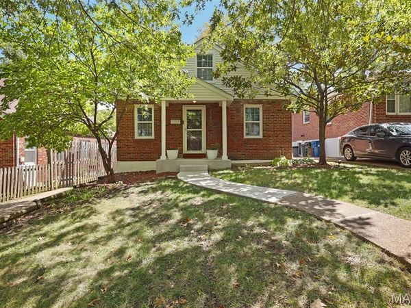2140 Gray Avenue, Richmond Heights, MO 63117