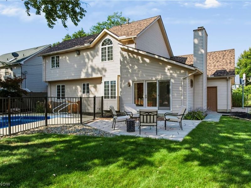 697 Cherry Valley Drive, Amherst, OH 44001 Photo 35