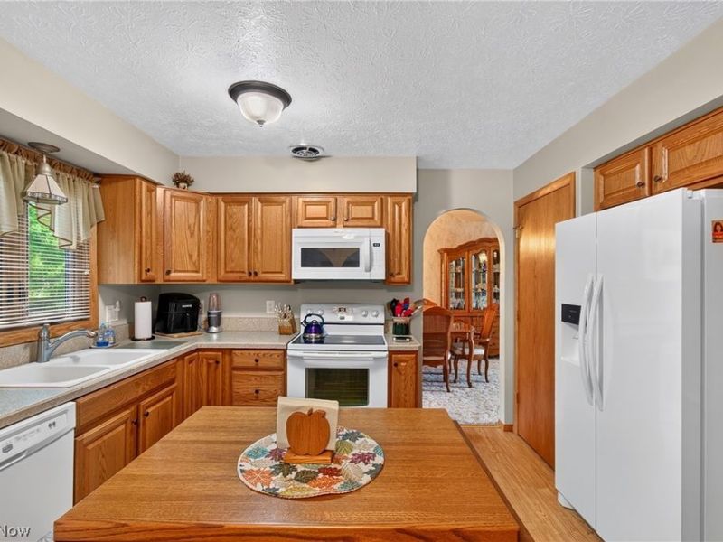 9961 Cedarwood Drive, North Royalton, OH 44133 Photo 17