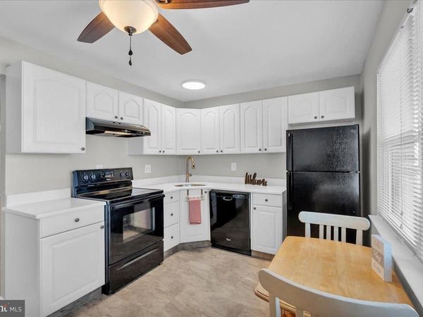 915 SILVER COURT , HAMILTON, NJ 08690