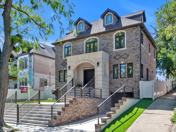 8366 Charlecote Ridge, Jamaica Estates, NY 11432