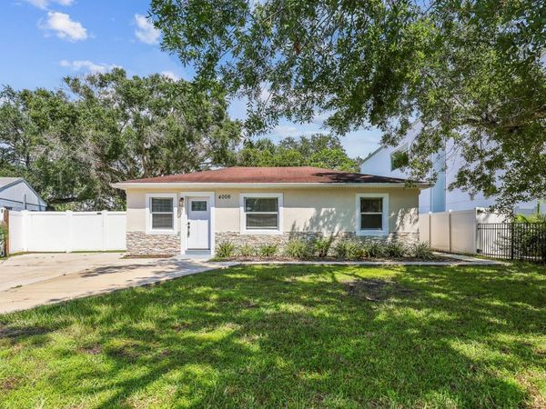 4006 S SHAMROCK ROAD , TAMPA, FL 33611