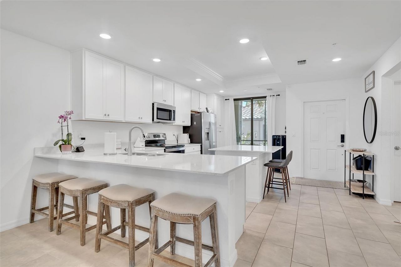 5664 Palmer Circle, Unit 102, Bradenton, FL 34211 Photo
