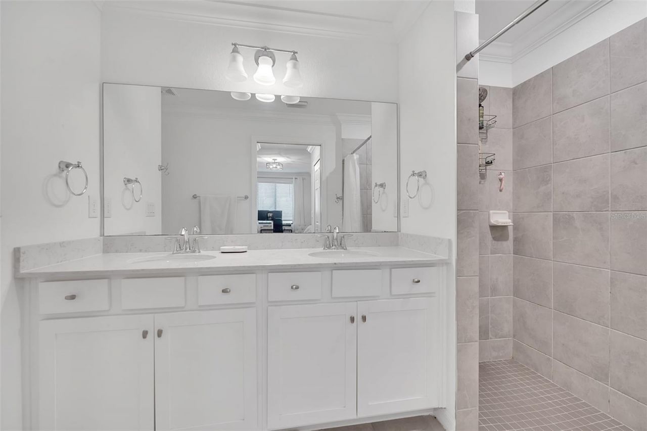 5664 Palmer Circle, Unit 102, Bradenton, FL 34211 Photo