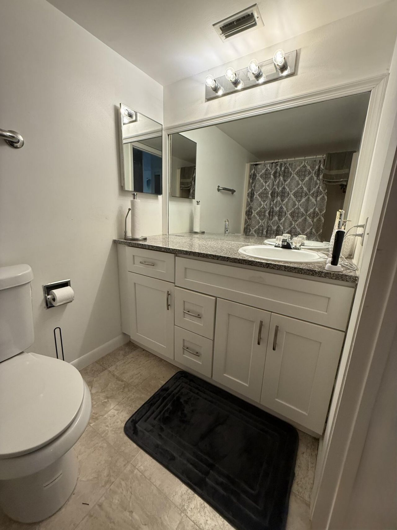31 Springdale Circle, Palm Springs, FL 33461 Photo