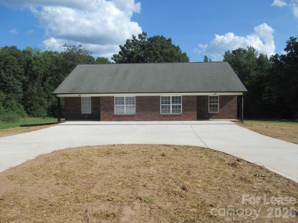 820 Horseshoe Lake Road , Lincolnton, NC 28092