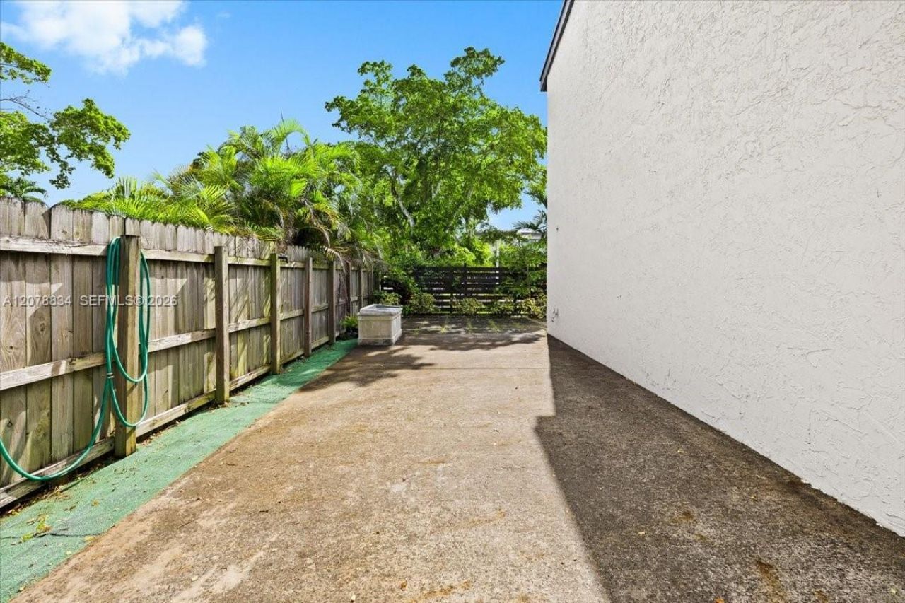 7100 SW 112th Ave , Miami, FL 33173 Photo