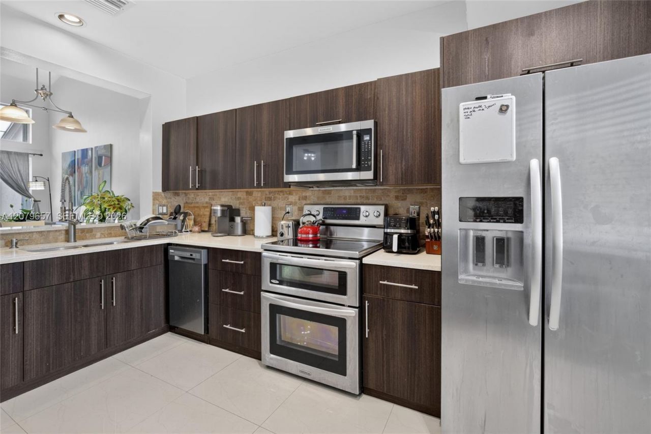 15891 SW 12th St , Pembroke Pines, FL 33027 Photo