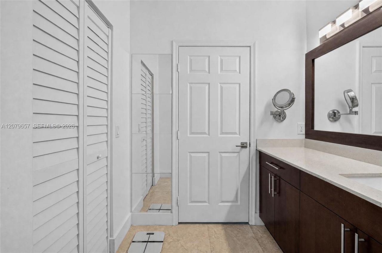 15891 SW 12th St , Pembroke Pines, FL 33027 Photo
