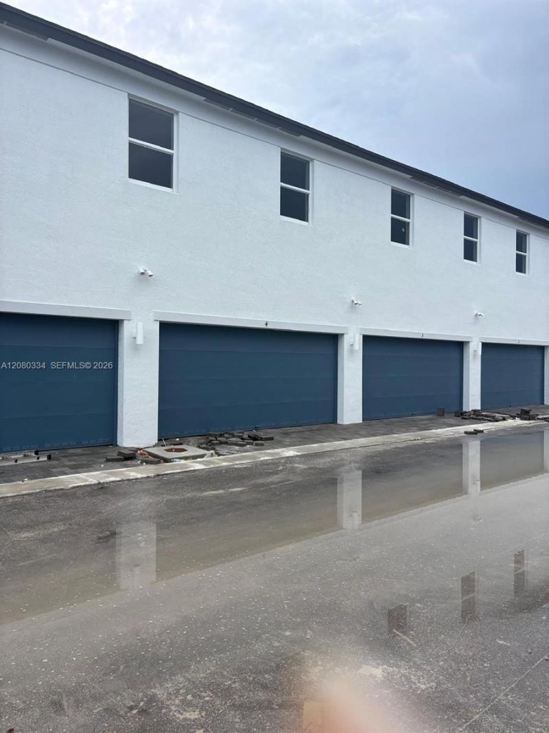 12450 SW 248, Unit 5, Homestead, FL 33032 Photo