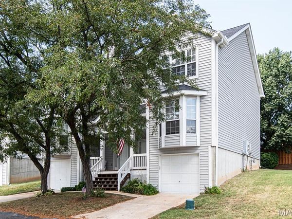1603 Whispering Creek Drive, Ballwin, MO 63021