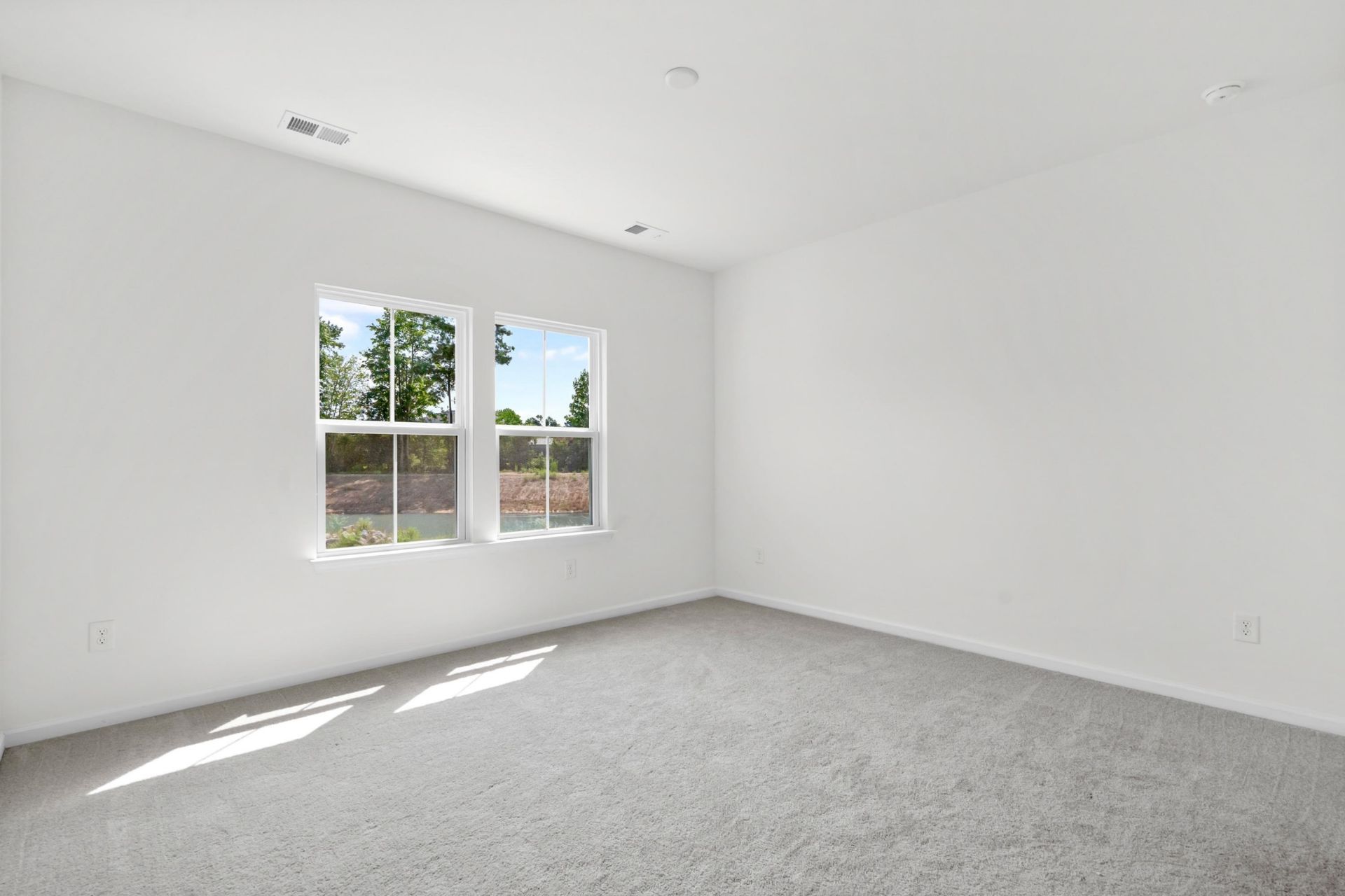 751 Sun Colony Blvd.  Photo 25