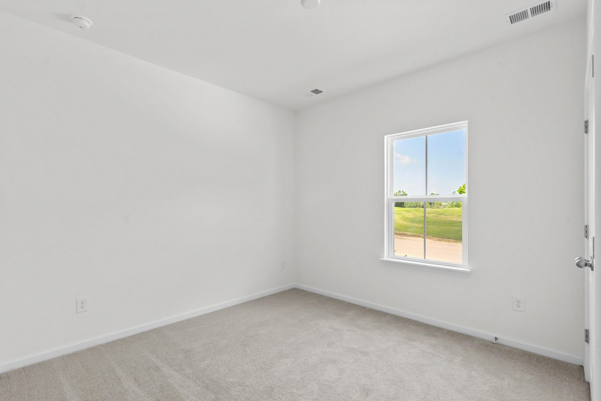 751 Sun Colony Blvd.  Photo 33