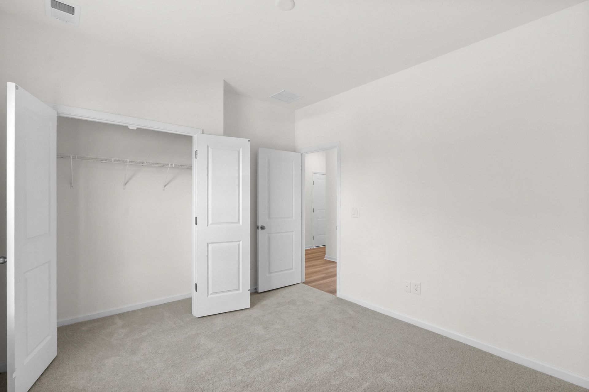 751 Sun Colony Blvd.  Photo 34