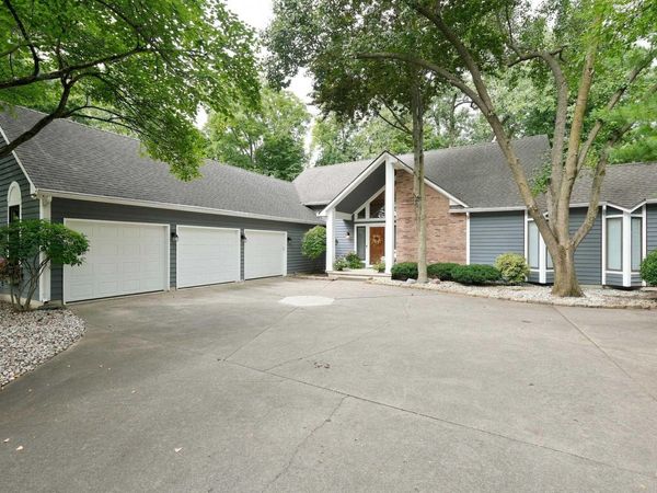 505 Stockade Drive, Fort Wayne, IN 46825