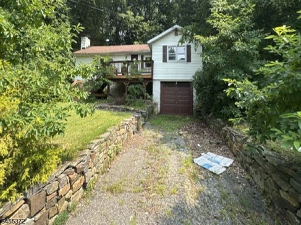 26 Fox Trl, Hardyston, NJ 07460