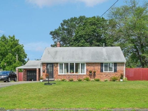 20 Leonard Ter, Wayne, NJ 07470
