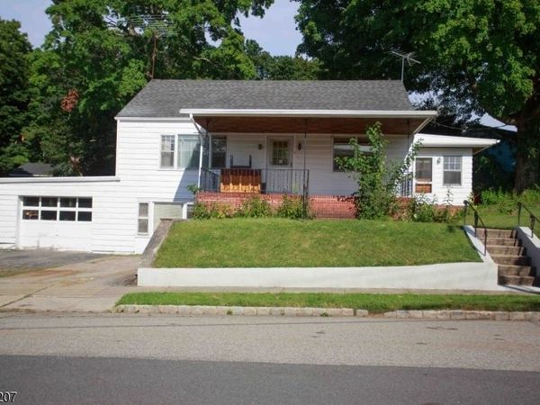 3 Linden Ave, Stanhope, NJ 07874