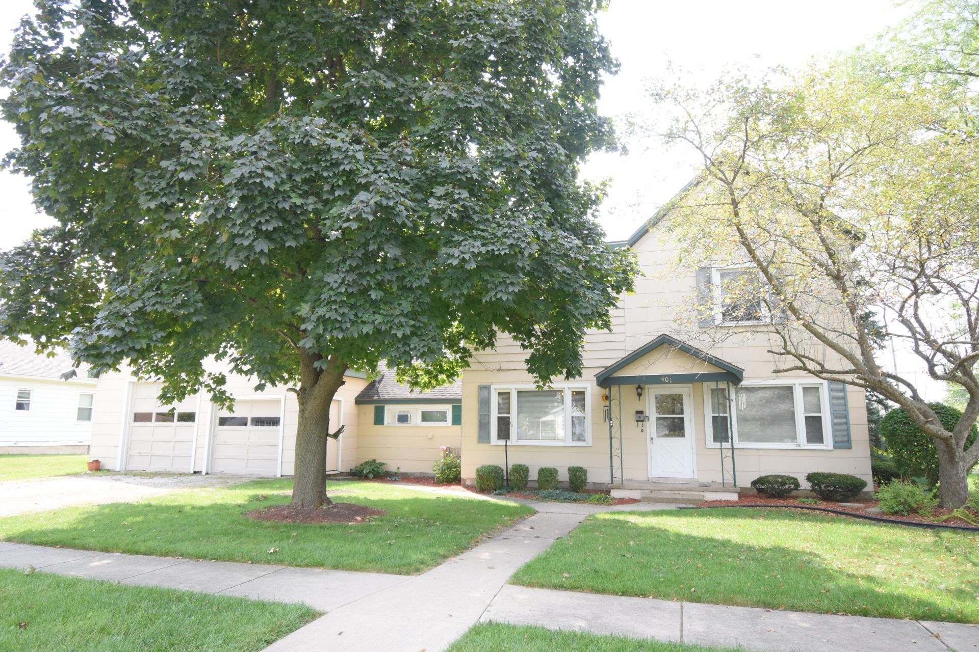 401 E Angelica Street, Rensselaer, IN 47978 Main Photo