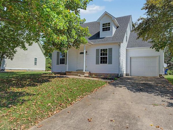 272 Rosie Street , Bowling Green, KY 42103