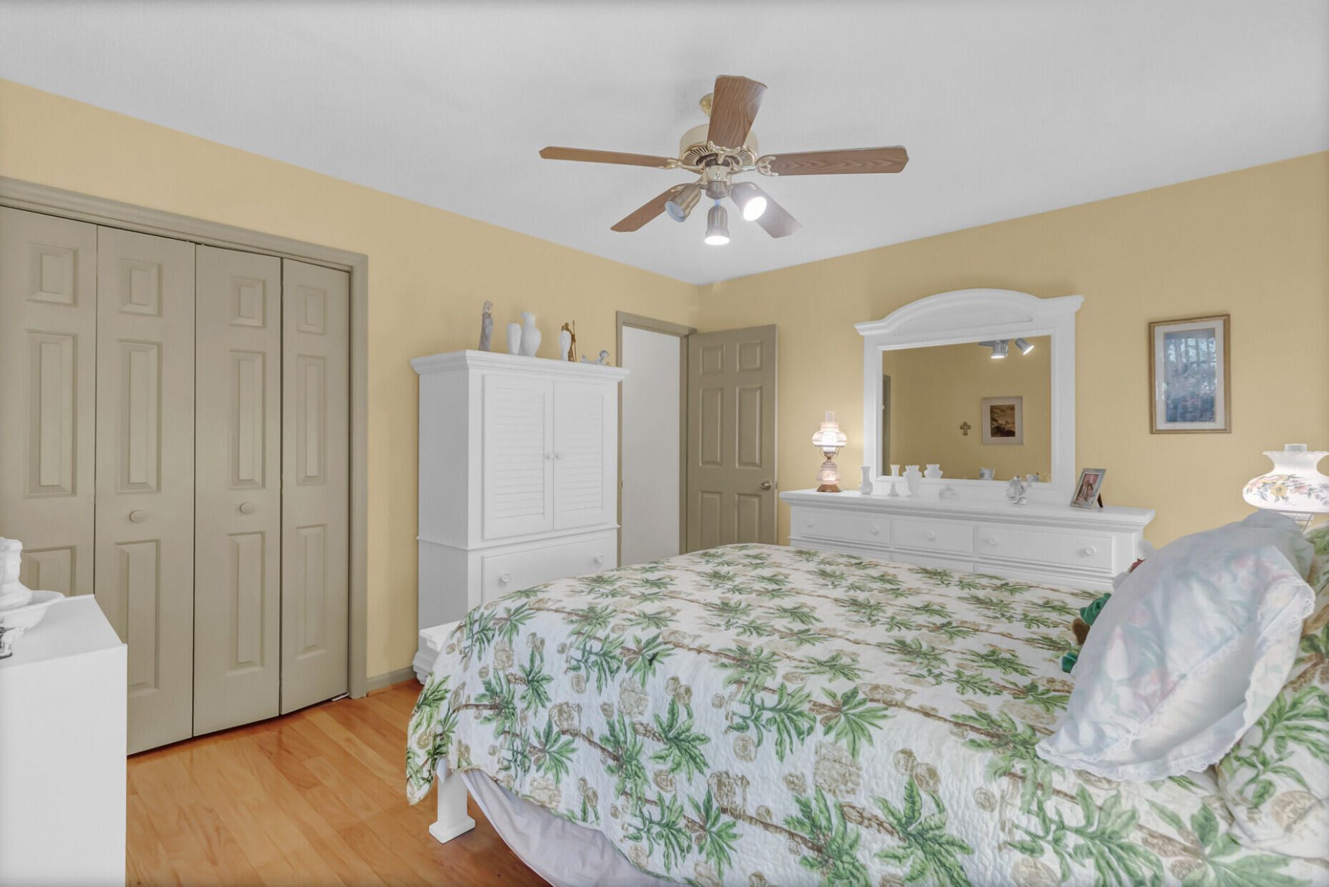 206 Lytham Court Photo 20