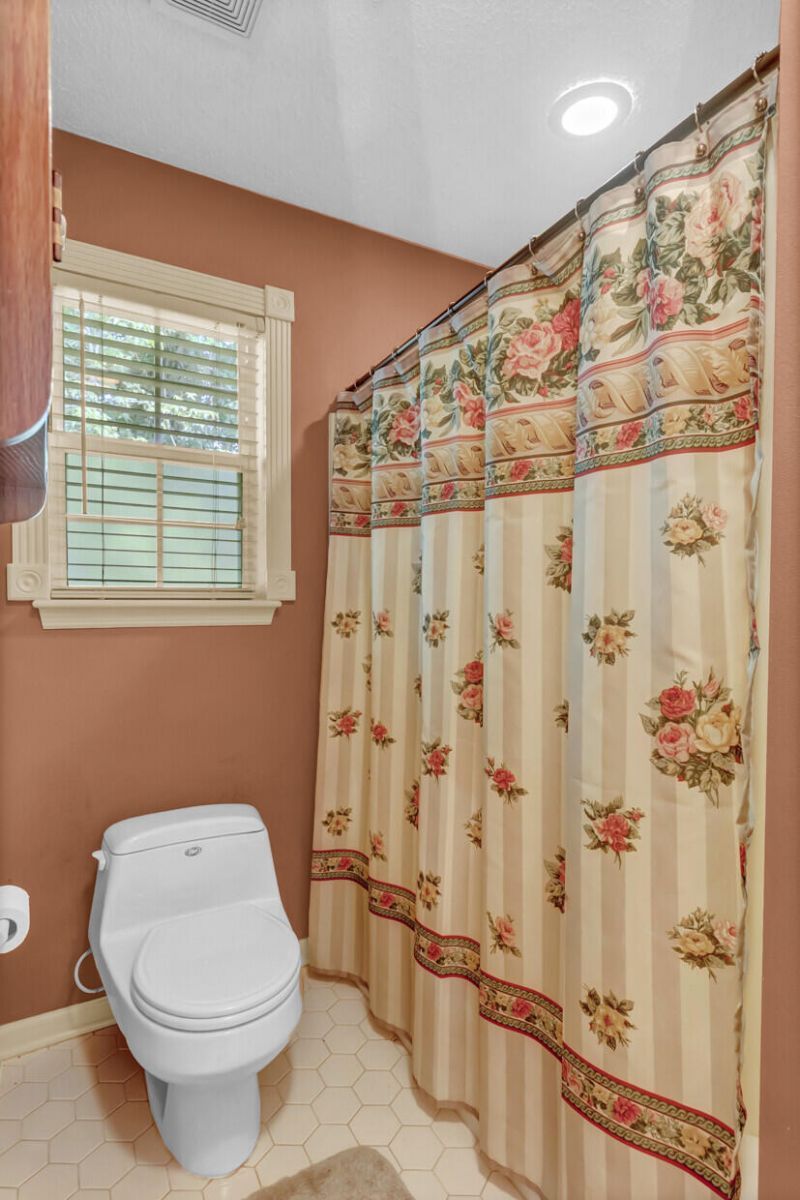 206 Lytham Court Photo 22