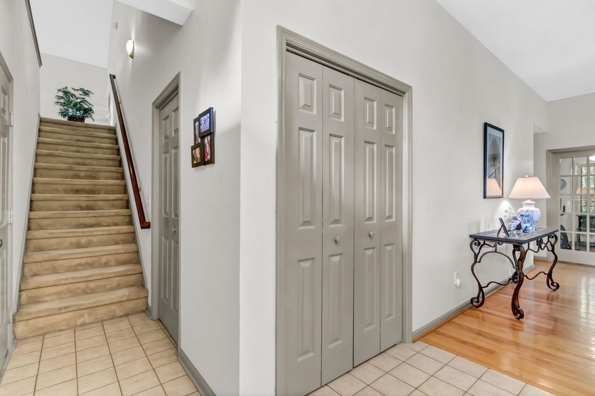 206 Lytham Court Photo 26