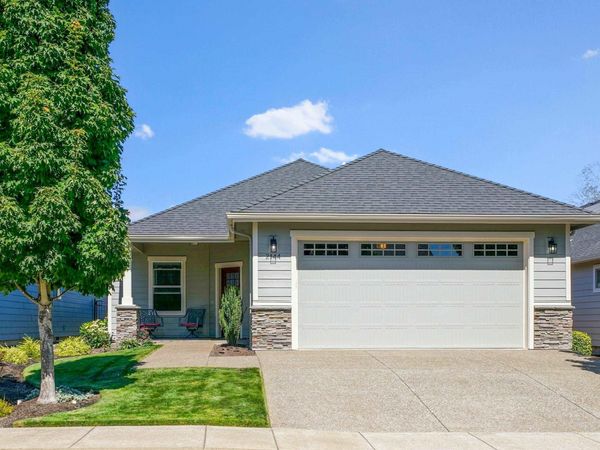 2144 SE Rhododendron Av, Dallas, OR 97338