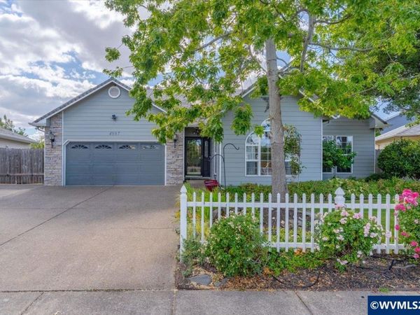 4887 49th Av NE, Salem, OR 97305