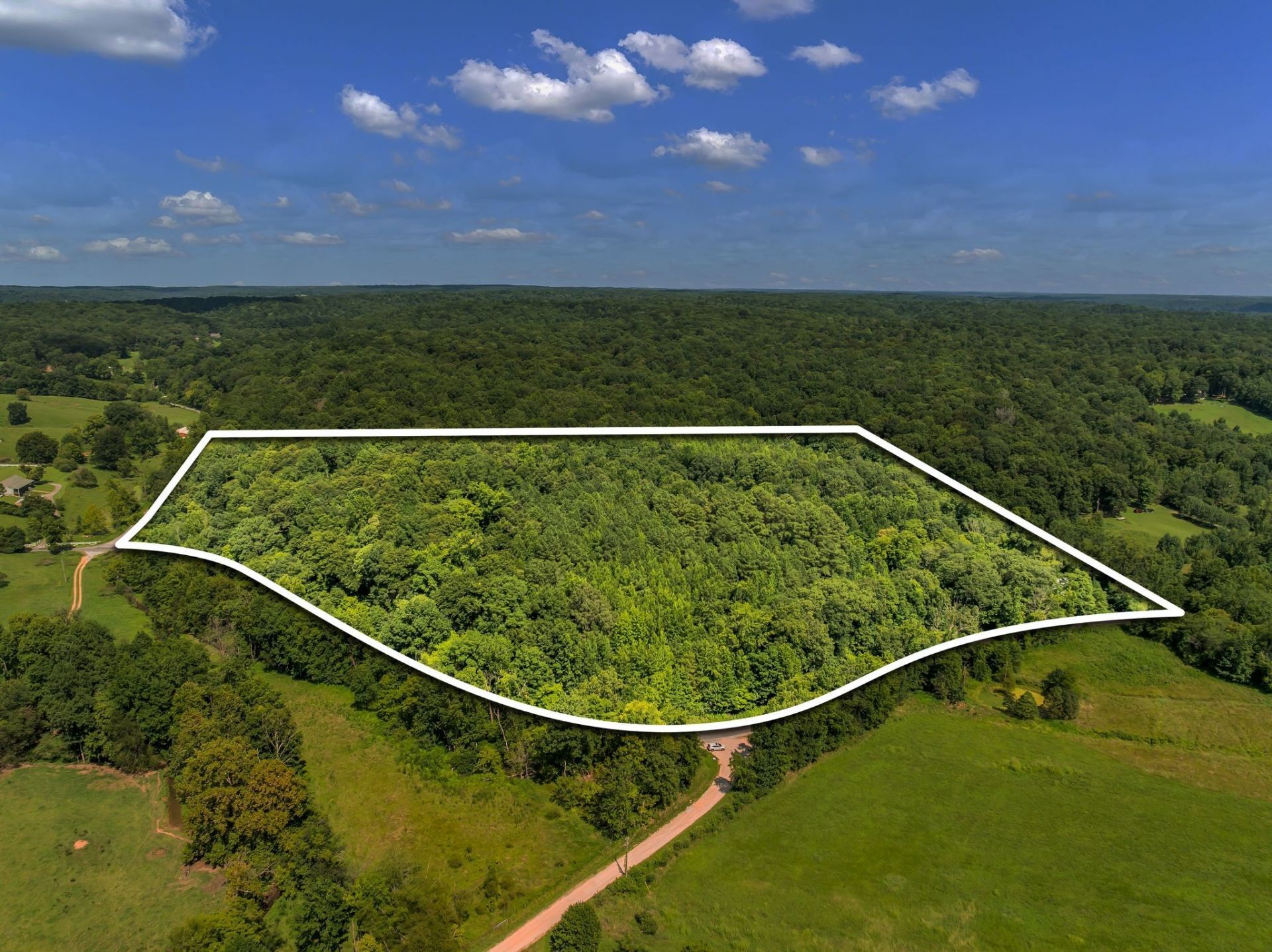 5114 Tennessee Ridge Rd, Waverly, TN 37185 Main Photo