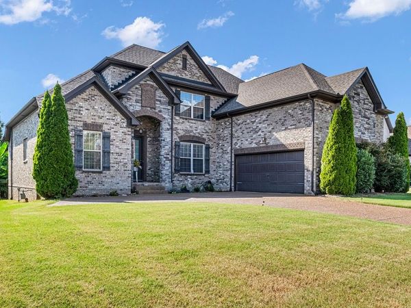 109 Saranac Trl , Hendersonville, TN 37075