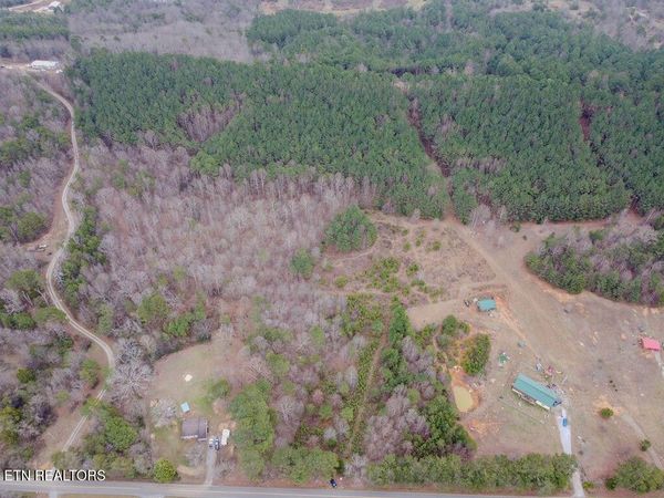 1397 County Road 609 , Etowah, TN 37331