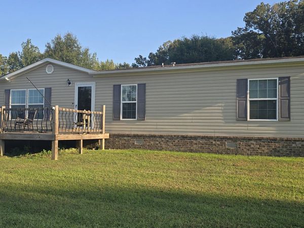 716 Cliff Williams Road, Senatobia, MS 38668