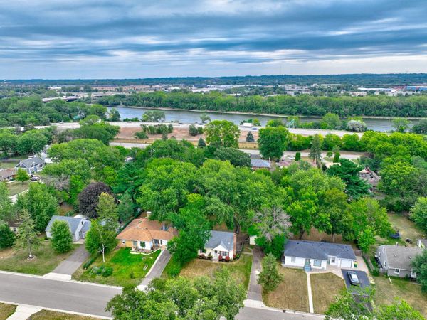 6024 Camden Avenue N, Brooklyn Center, MN 55430