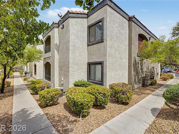 950 Seven Hills Drive, Unit 128, Henderson, NV 89052