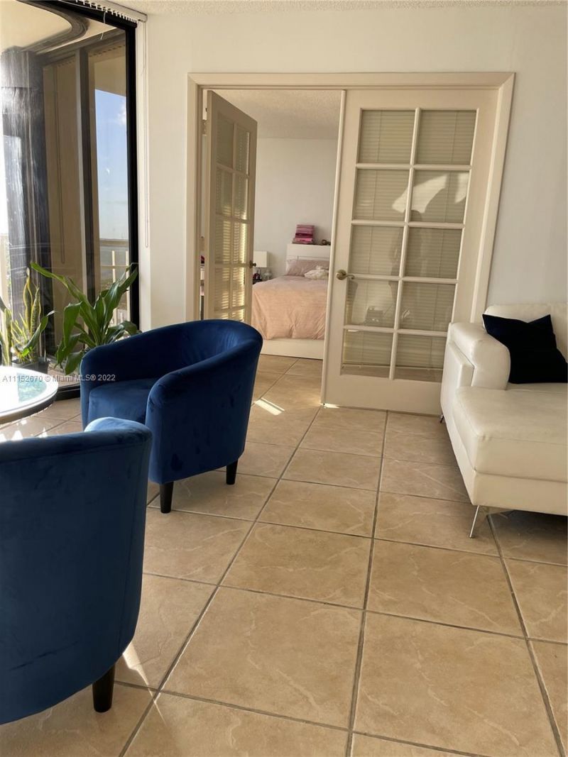 4000 Towerside Terrace, Unit 1104, Miami, FL 33138 Photo