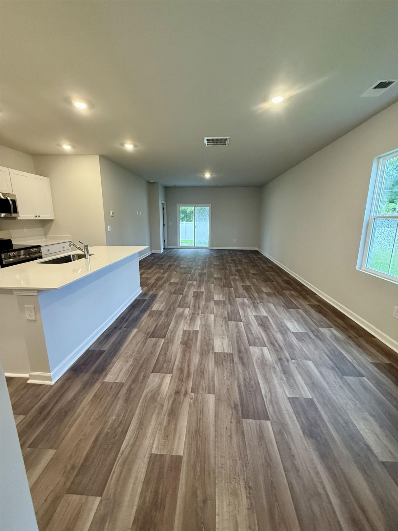 451 Sweet Vernal St  Photo 4