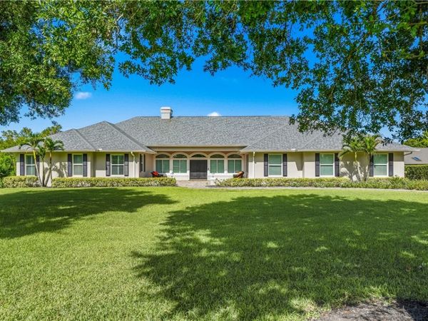 86 Blue Island Street, Sebastian, FL 32958