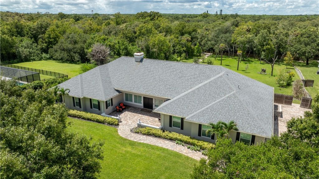 86 Blue Island Street, Sebastian, FL 32958 Photo