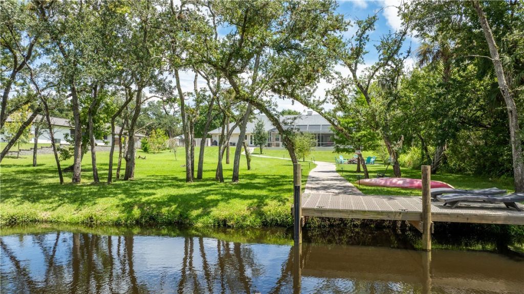 86 Blue Island Street, Sebastian, FL 32958 Photo