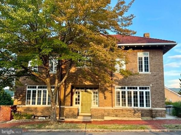 11 PROSPECT SQUARE, CUMBERLAND, MD 21502