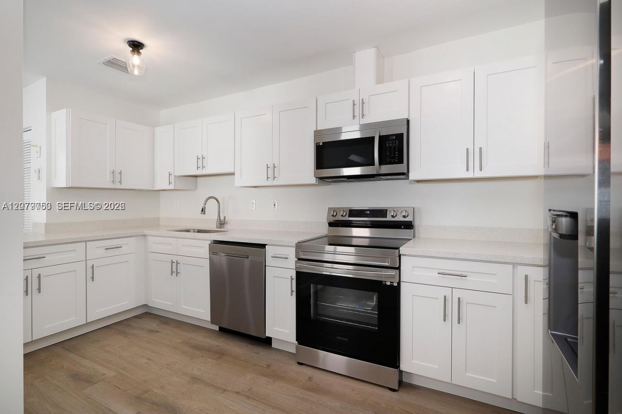 3509 SW 23rd Ter , Unit 3509, Miami, FL 33145 Photo