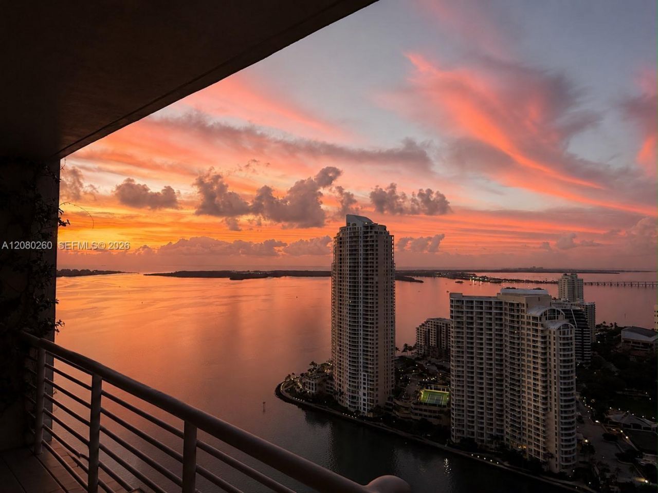 335 S Biscayne Blvd , Unit 3901, Miami, FL 33131 Photo