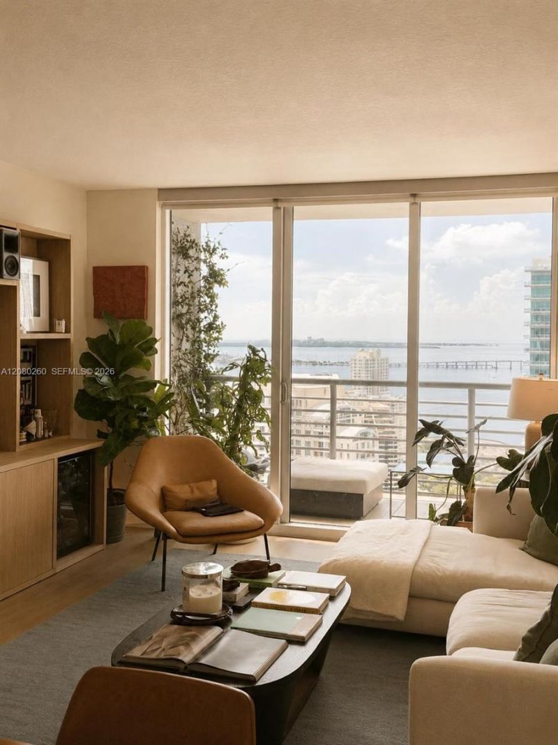 335 S Biscayne Blvd , Unit 3901, Miami, FL 33131 Photo
