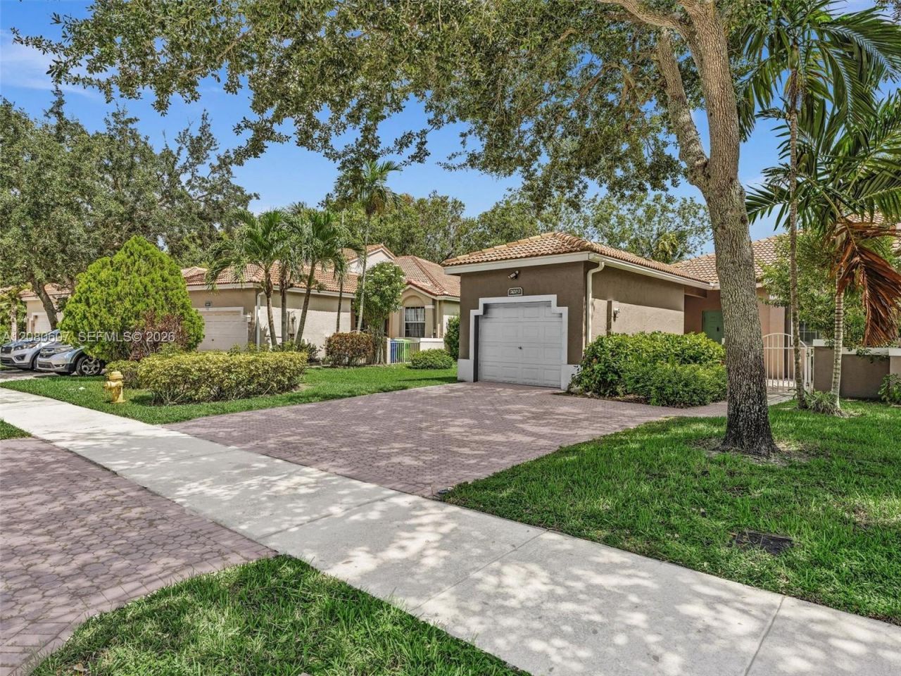 7420 S Aragon Blvd , Unit 1, Sunrise, FL 33313 Photo