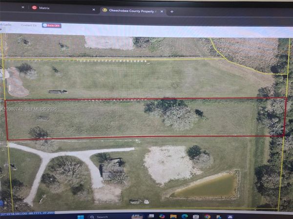 1226 ne 48th , Okeechobee, FL 34972