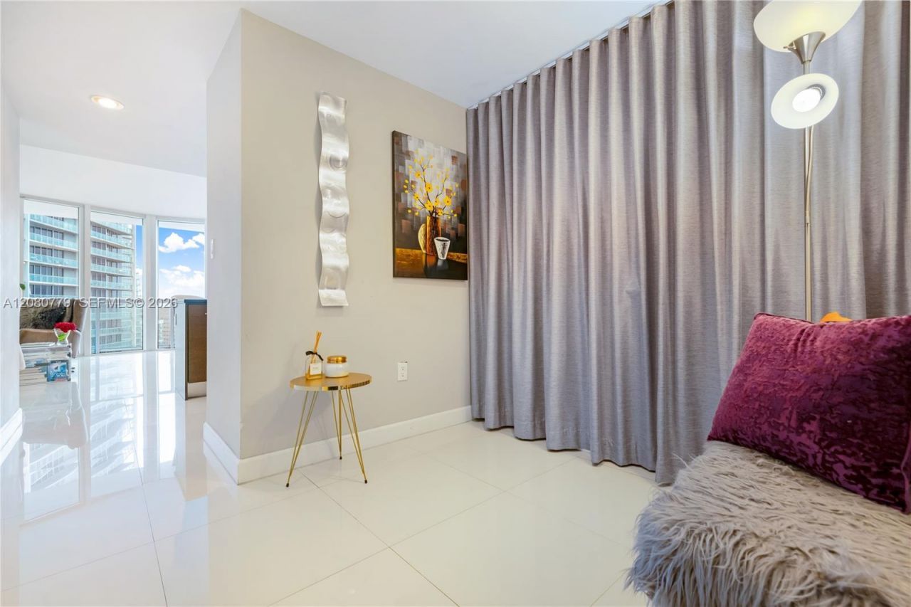 495 Brickell Ave, Unit 4704, Miami, FL 33131 Photo